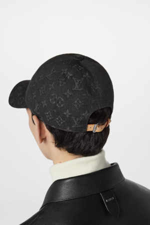 Louis Vuitton Monogram Essential Cap