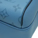 LV OUTDOOR MESSENGER TAIGARAMA LIGHT BLUE