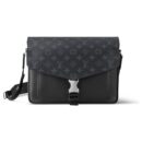 LV MESSENGER TAIGARAMA BLACK